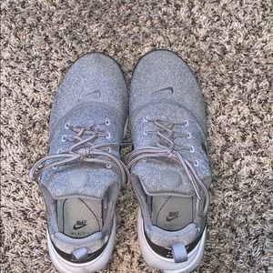 Woman’s nike shoes